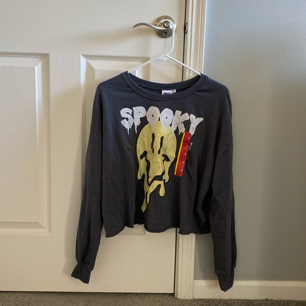 Smiley World spooky top small